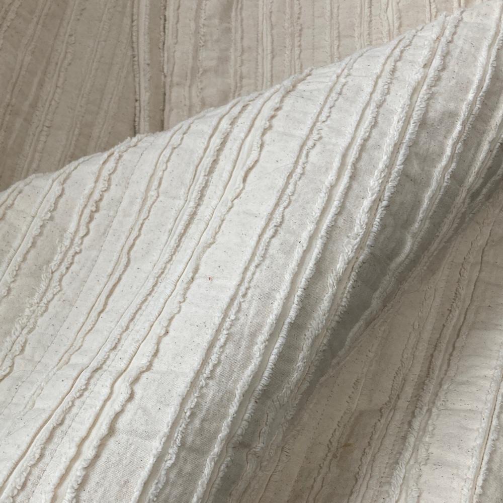 Threshold Cream Textured Quilt linen 100% cotton queen